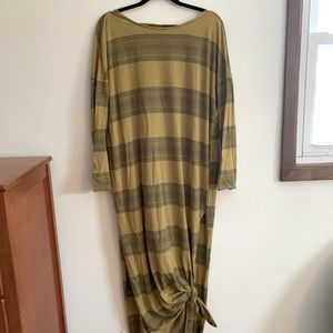 Free people Beach maxi dress barely worn size small